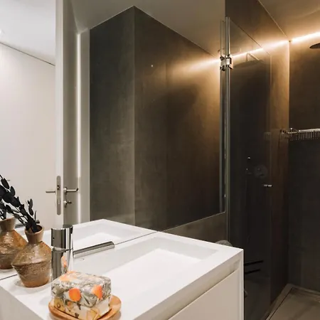 Ajayu - 1 Bedroom In Avenidas Novas Lägenhet